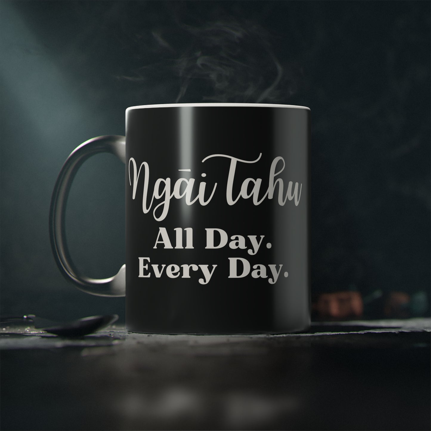 Ngāi Tahu All Day. Every Day. Magic Mug - black