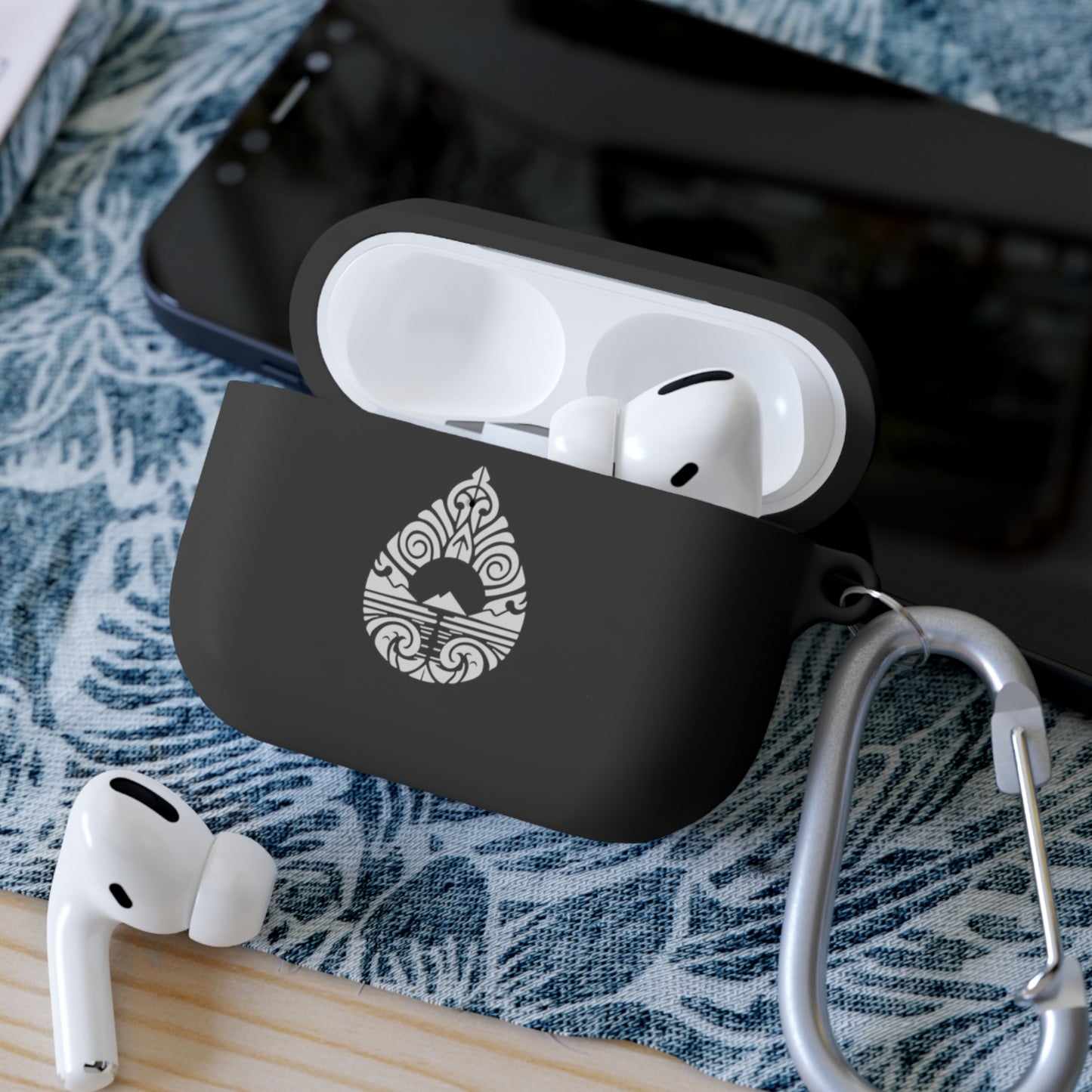 White Teardrop Mountain AirPods/AirPods Pro Case Cover