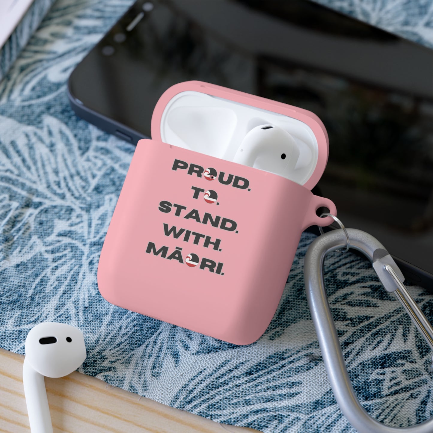 Proud. To. Stand. With. Māori. AirPods/AirPods Pro Case Cover