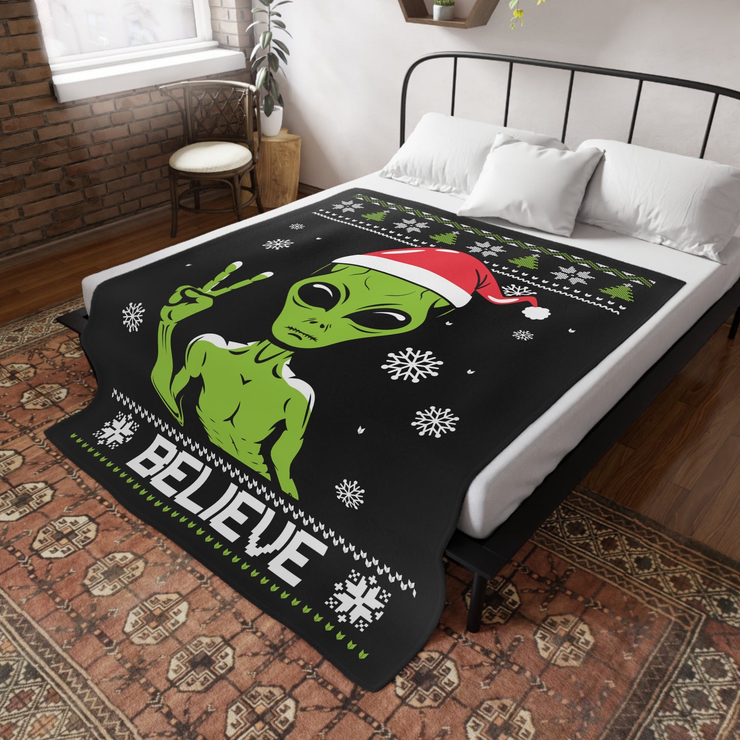 Ugly Christmas Sweater - Alien Plush Fleece Blanket