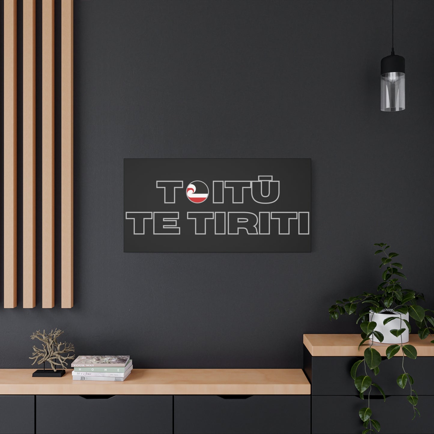 Toitū Te Tiriti Classic Canvas - Black